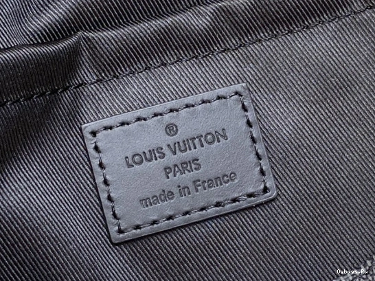 S-Cape Messenger VUITTON LOUIS 0426